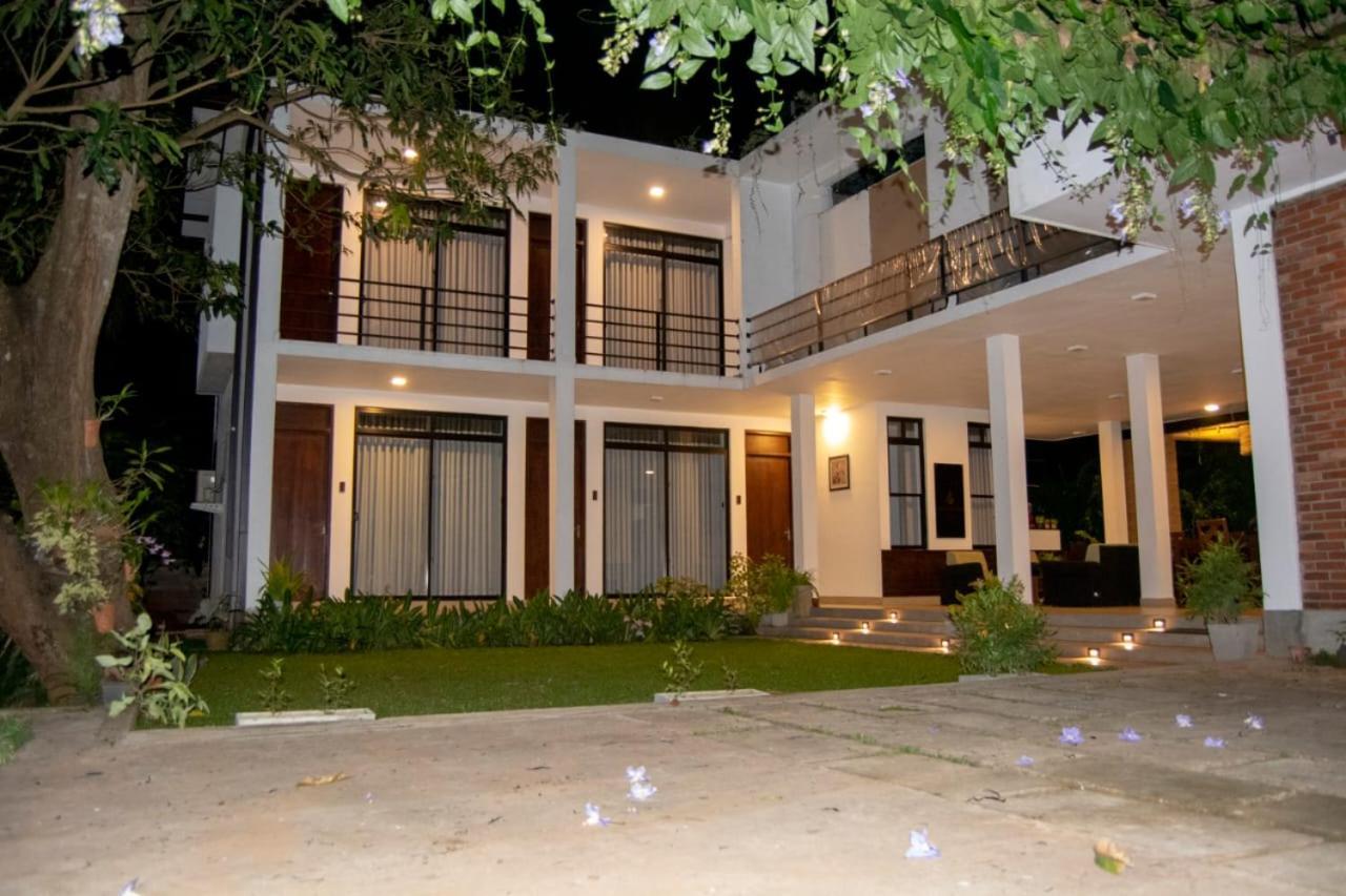 Golden Ray Villa أنرادابورام المظهر الخارجي الصورة