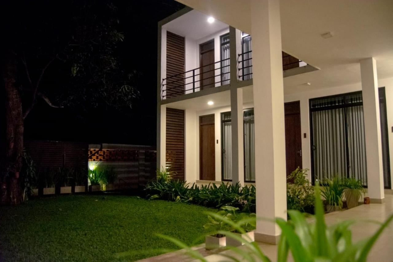 Golden Ray Villa أنرادابورام المظهر الخارجي الصورة
